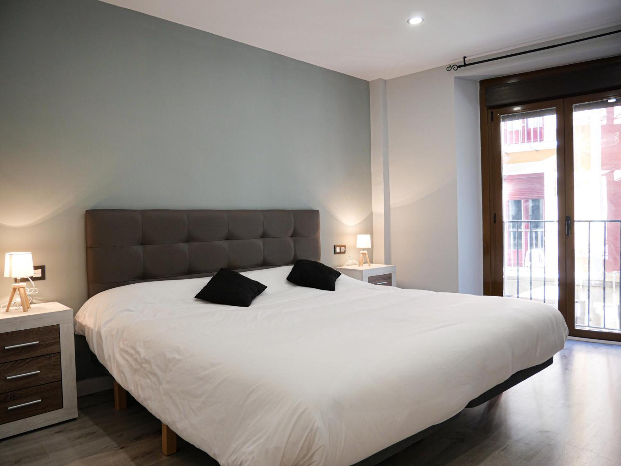Espacioso Apartamento En El Centro De 팜플로나 외부 사진