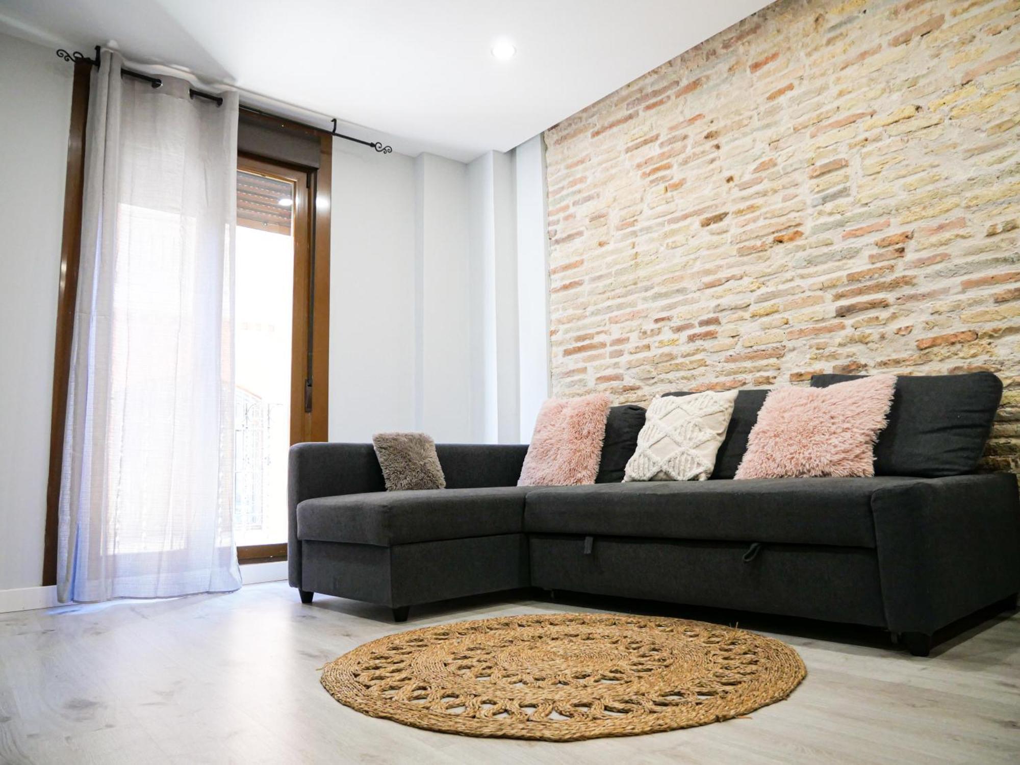 Espacioso Apartamento En El Centro De 팜플로나 외부 사진